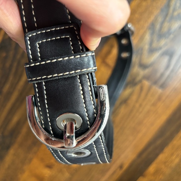 Great condition black Coach fabric, and leather hobo style bag - Picture 2 of 7